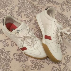 Retro styled sneakers